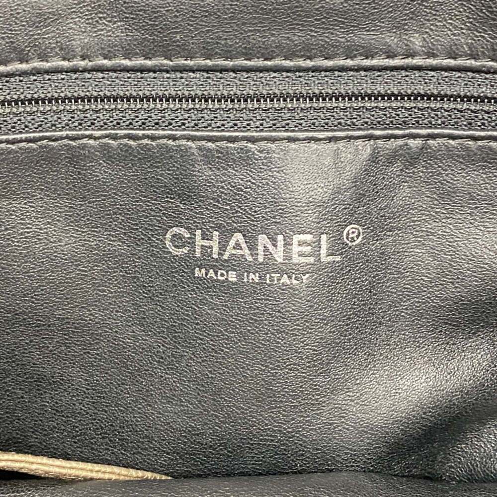 CHANEL Brown Leather Tote Bag - Picture 5 of 11